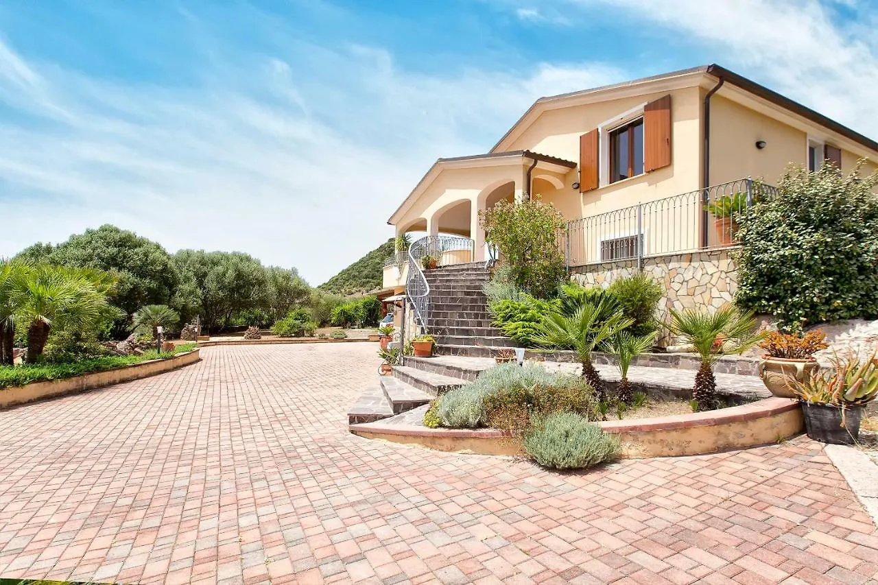 Villa Pedra Alghero - Appartamento In Villa Con Piscina 0*,  Italy